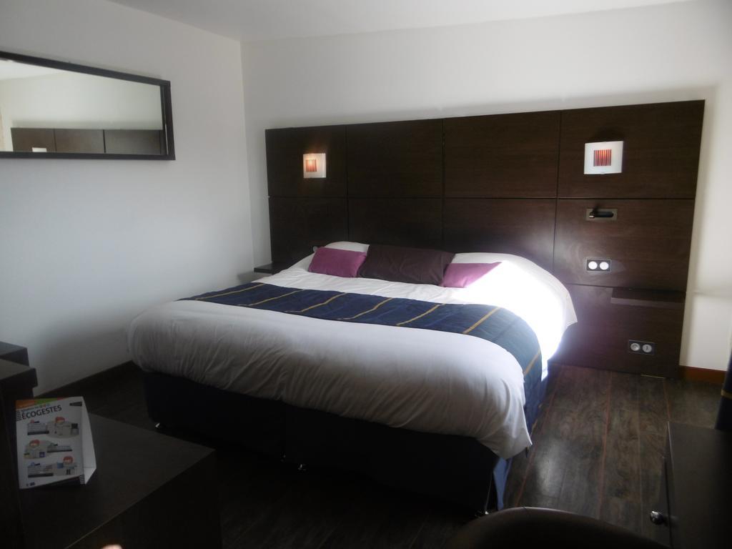 Hotel De L'Arrivee Guingamp Eksteriør bilde