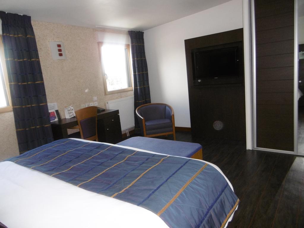 Hotel De L'Arrivee Guingamp Eksteriør bilde